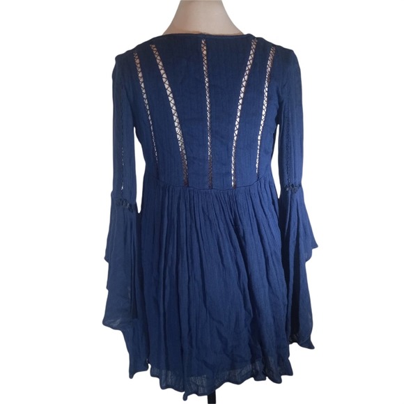 Free People Blue Bell Sleeve V Neck Peasant Dress - Picture 4 of 7